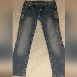 Miss me Capri size 26